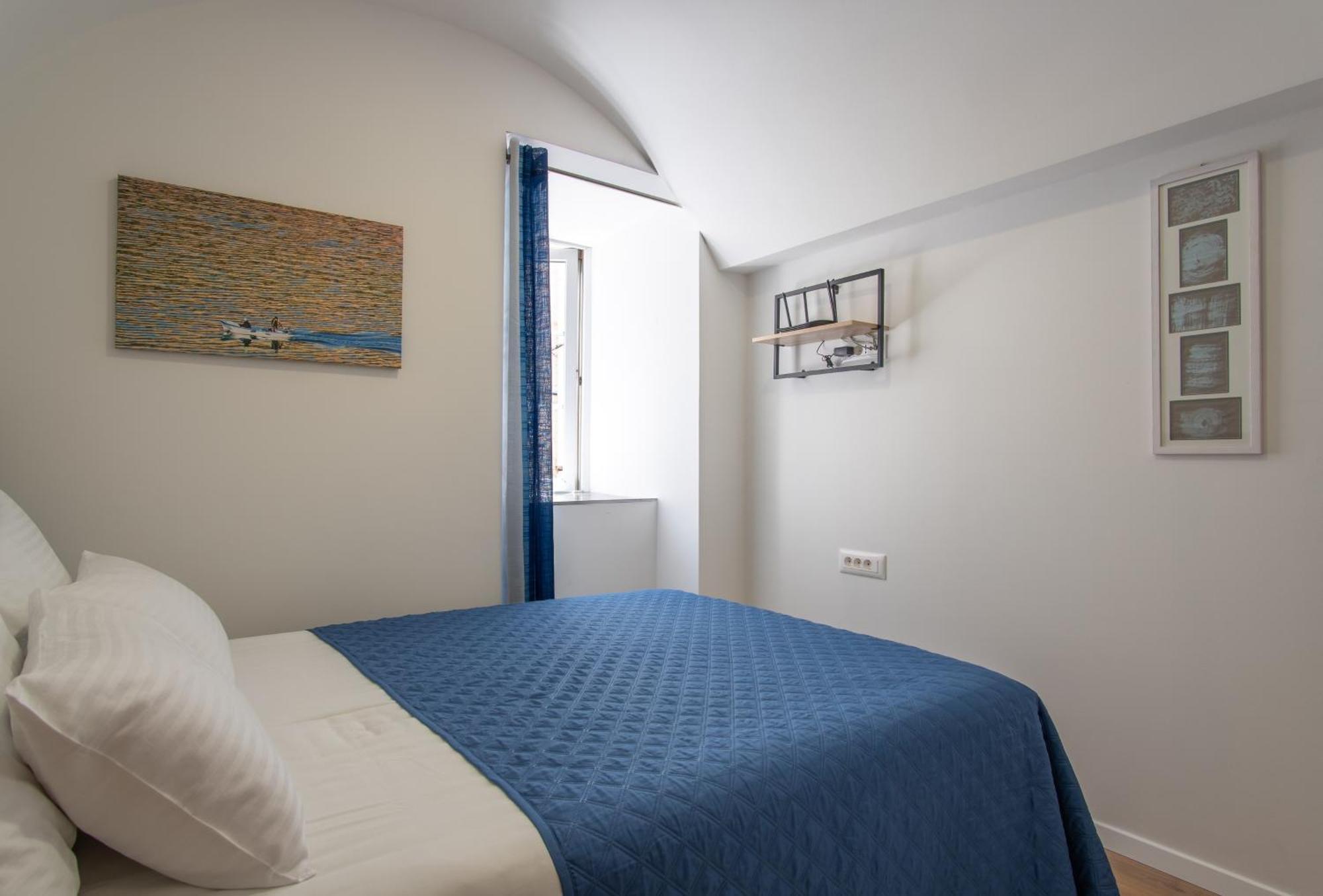 Apartments And Rooms By The Sea Pag - 21162 Pag Town Room photo